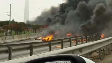 İstanbul'da Helikopter Televizyon kulesine çarptı!