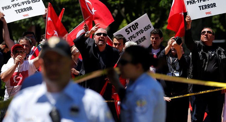 Washington Post'tan Erdoğan'a: Burada protestocuları tekme tokat dövemezsiniz