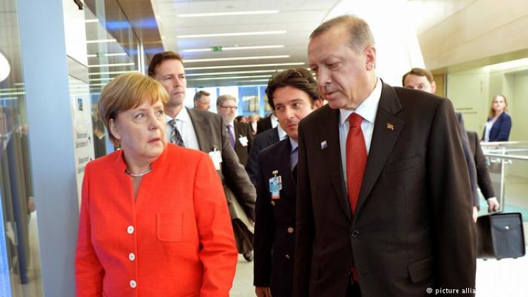 Erdoğan ile Merkel görüştü