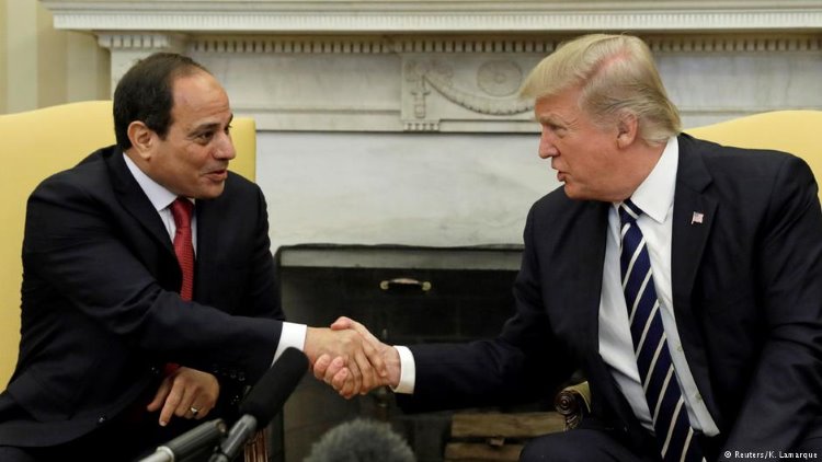 Trump'tan Sisi'ye övgü