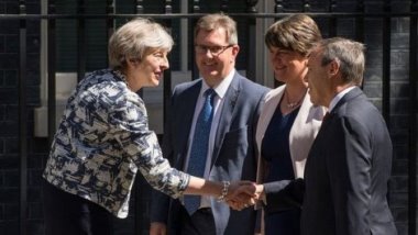 İngiltere'de azınlık hükümeti için anlaşma