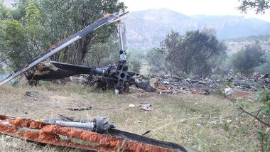Şırnak'ta düşen askeri helikopterin enkazı görüntülendi