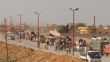 On bin sivil Rakkayı terk etti