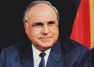 Almanya eski başbakanı Helmuth Kohl hayatını kaybetti