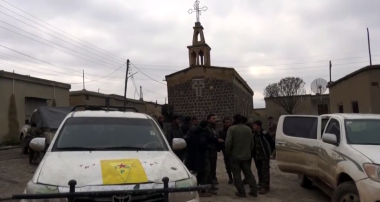 Kürt savaşçılar, Rakkalı Hıristiyanları kurtardı