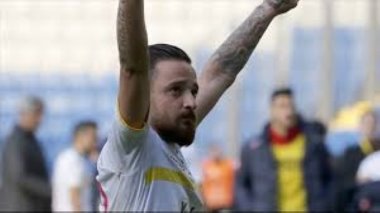 Amedsporlu Deniz Naki, 'Cumhurbaşkanına hakaret'ten gözaltına alındı