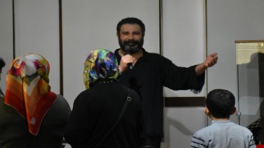 Ahmet Kaya'nın heykeline ölüm yıl dönümünde ziyaretçi akını