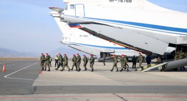 Suriye'deki Rus askerleri evlerine dönmeye başladı