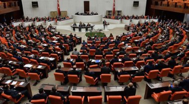 HDP ve AKP arasında Meclis’te Kürdistan tartışması