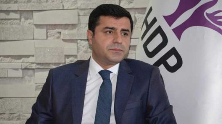 Demirtaş, partisinin eş başkanlığına tekrar aday olmayacağını açıkladı.