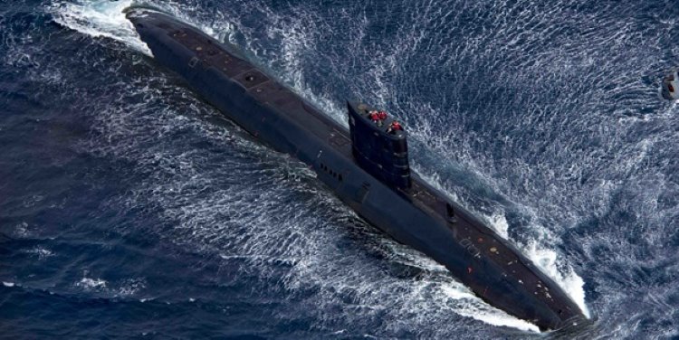 İngiliz denizaltıları, Suriye için hedef menziline gönderildi