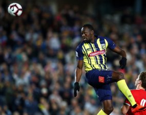Usain Bolt ilk maçına çıktı