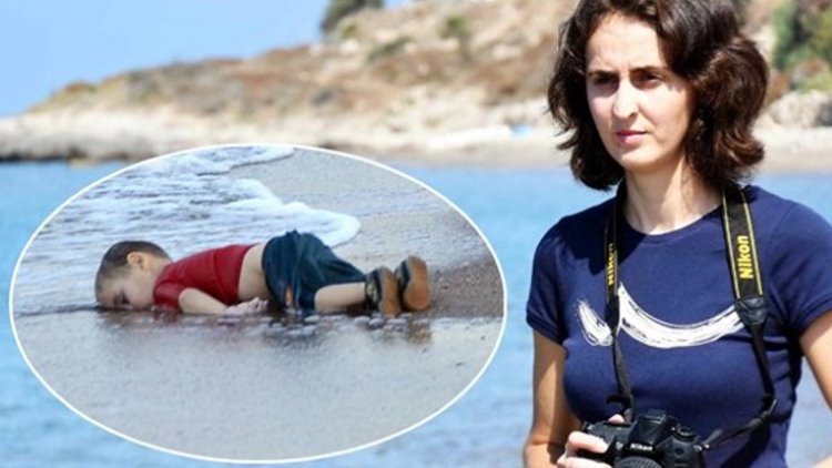 Aylan bebek fotoğrafını çeken gazeteci işten atıldı