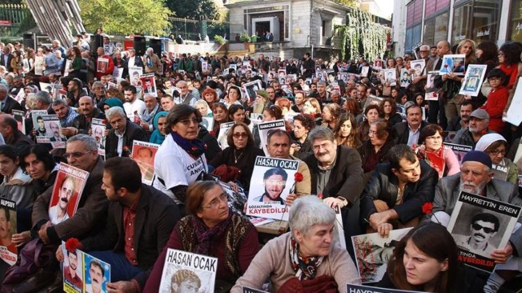 Cumartesi Anneleri’ne yine izin verilmedi