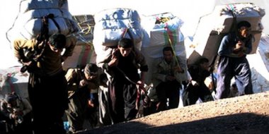 İran rejimi yine Kürt kolberlere saldırdı