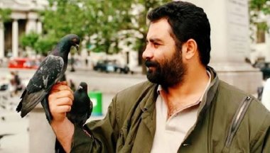 Ahmet Kaya, 18 yıl önce bugün aramızdan ayrıldı,ölümünün 18. yıldönümünde rahmet ve özlemle anıyoruz...‬