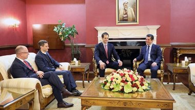 Mesrur Barzani, Andro Pik ile görüştü,Kürdistani bölgelerde çözüme kavuşmalı