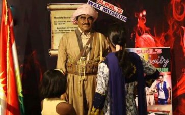 Hindistan'da Mele Mustafa Barzani'nin heykeli yapıldı,Barzani’nin heykeli Hindistan’ın en tanınan müzelerinden biri olan Sunil’s Wax Müzesi’nde yer alıyor