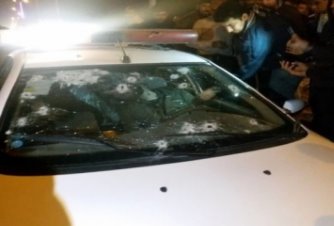 İran'da 2 güvenlik görevlisi öldürüldü 