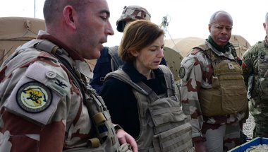 Fransa'dan Esad'a tehdit, ABD'ye mesaj