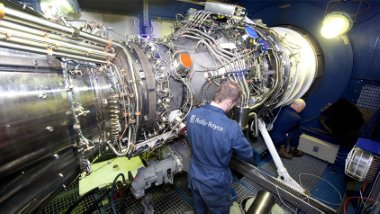 FT: Rolls-Royce, Türkiye'nin yerli savaş uçağı projesinden çekiliyor