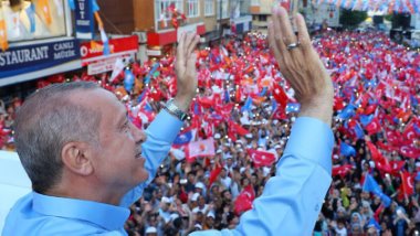 Erdoğan'dan Suriye açıklaması: 'Masada değil sahada çözeceğiz!