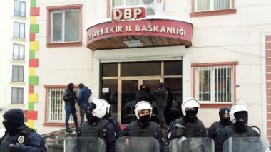 HDP Diyarbakır İl Başkanlığı'na bir operasyon daha: 7 gözaltı