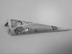 Erdoğan'ın fotoğrafının bulunduğu gazeteyi yere seren şoföre gözaltı