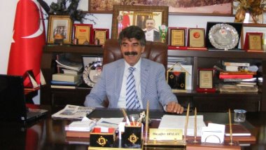 Kardeşleri PKK'li, kendisi AKP'nin Belediye Başkan adayı