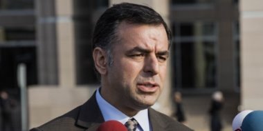 CHP'li Barış Yarkadaş: AKP adını değiştirmeyi bile tartışıyor