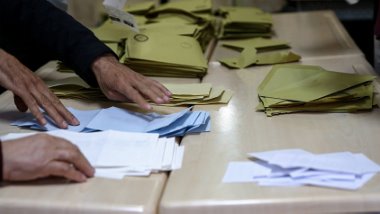 AKP'nin seçimin iptali başvurusu reddedildi