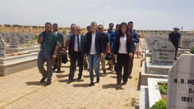 Fransa Parlamentosu'ndan bir heyet Kobane'yi ziyaret etti