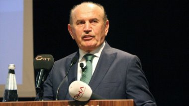 Binali Yıldırım'dan şaşırtan Kadir Topbaş yorumu