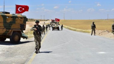 YPG ile çatışmada yaralanan bir asker hayatını kaybetti