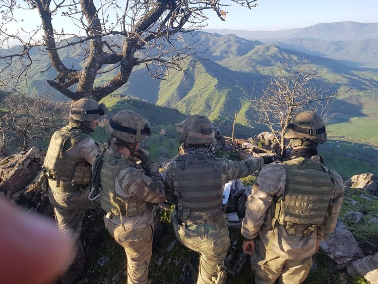 Herkesin kafasını kurcalayan soru: Nereden çıktı Hakurk Operasyonu?