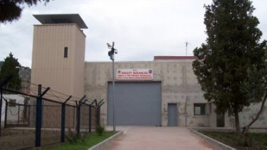 Aileler bayram görüşü için İmralı'da