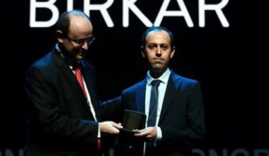 Doğu Kürdistanlı Kürt profesör 'yılın düşünürü' olmaya aday