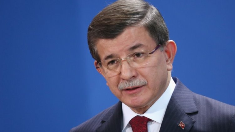 Davutoğlu: Erdoğan, başbakan gibi görünmemi ama hiç birşeye karışmamamı istedi