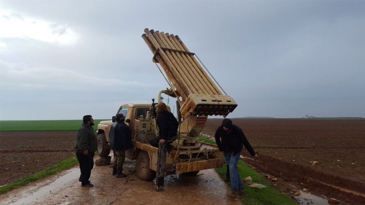 Suriye'de şiddetli çatışma: 2'si üst düzey HTŞ komutanı, 56 ölü