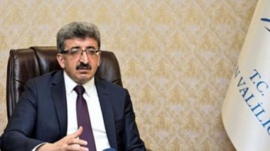 Kayyum, Van Belediyesi Twitter hesabından Kürtçe'yi kaldırdı!