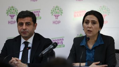 Demirtaş ve Yüksekdağ'dan Suruç ailelerine mesaj