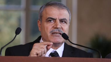 Suriyeli faşist muhalefet liderinden Kürtlere hakaret: Haşeratlar için Saddam yeterli