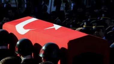 Can Ataklı: "Fırat'ın Doğusu'nun Bedeli 10 bin şehit mi?"