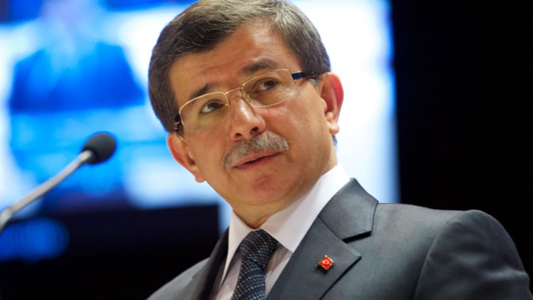 Davutoğlu Erdoğan'a meydan okudu: Eski defterler açılırsa insan içine çıkamaz