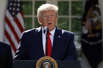 Trump: Kürtlere bölgede kalacağız diye bir söz vermedik