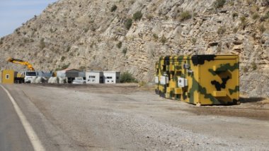 Kürdistan Bölgesi sınırına Korucuların ardından konteynır sevkiyatı