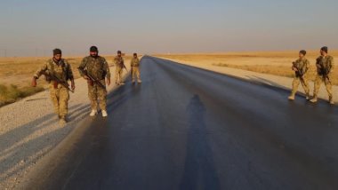 Rojava'da güç savaşları: M4 Karayolu neden bu kadar önemli?