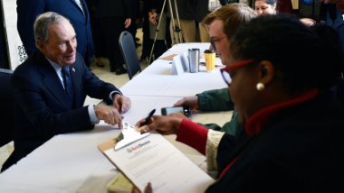 Bloomberg, Trump'a savaş ilan etti