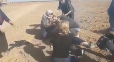 Kobane'de Türk-Rus devriyesini protesto eden halka ateş açıldı: Ölü ve yaralılar var