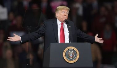 Trump'a 'yılın yalanı' ödülü